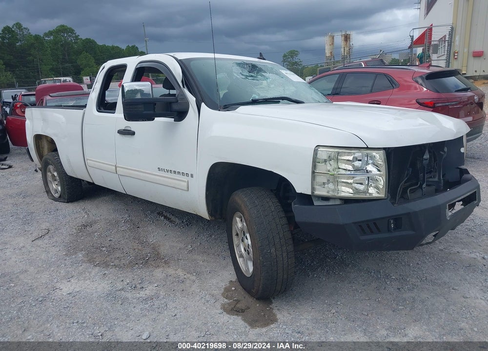 2009 CHEVROLET SILVERADO 1500 LT VIN: 1GCEC29J39Z261846