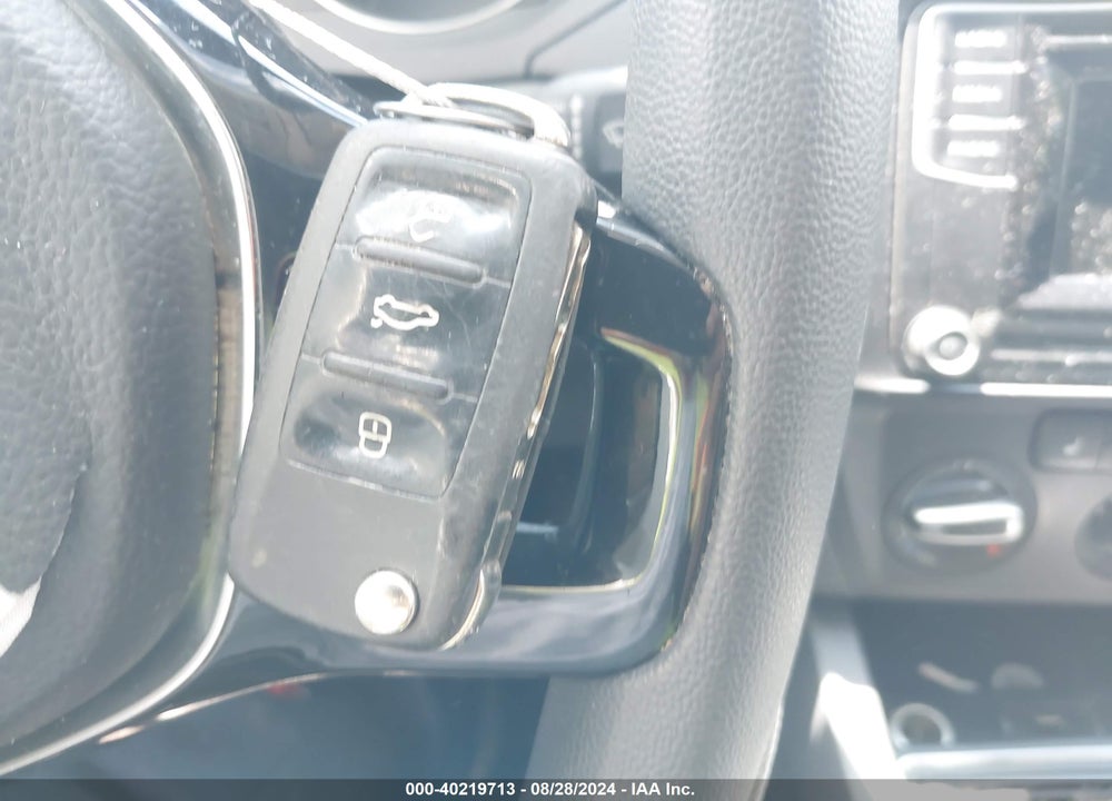 2018 VOLKSWAGEN JETTA 1.4T S VIN: 3VW2B7AJ4JM225939