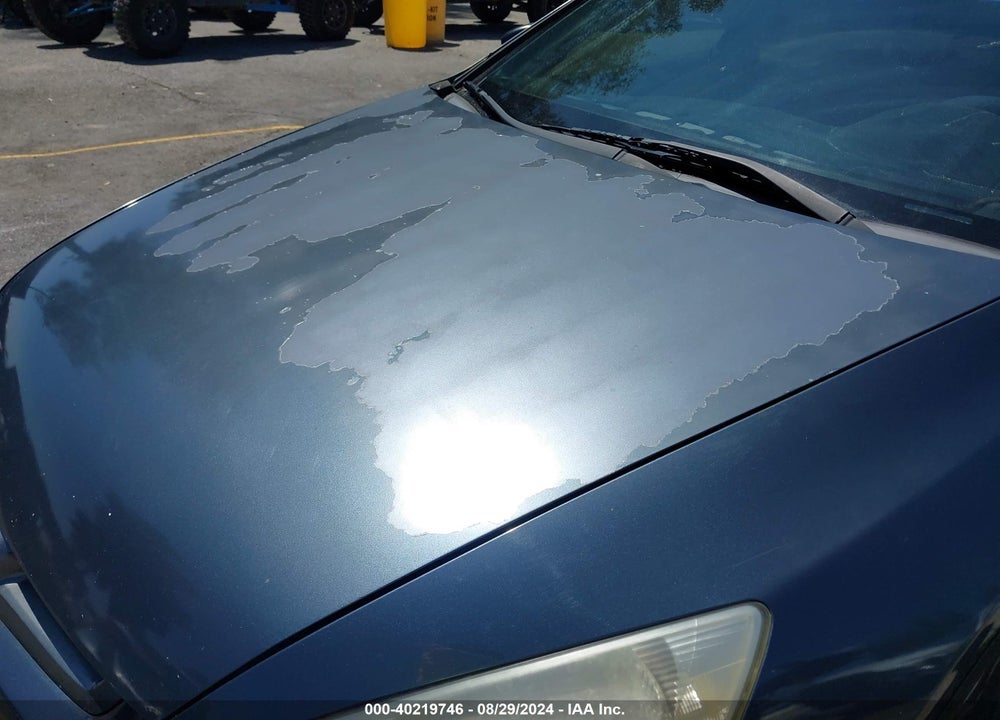 2004 HONDA ACCORD 2.4 LX VIN: JHMCM56344C019802