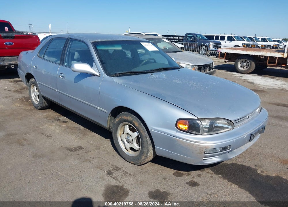 1996 TOYOTA CAMRY VIN: JT2BG12K3T0361230