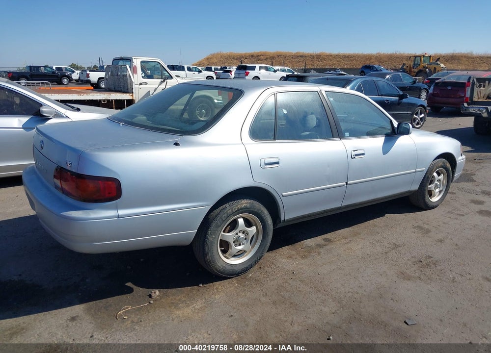 1996 TOYOTA CAMRY VIN: JT2BG12K3T0361230