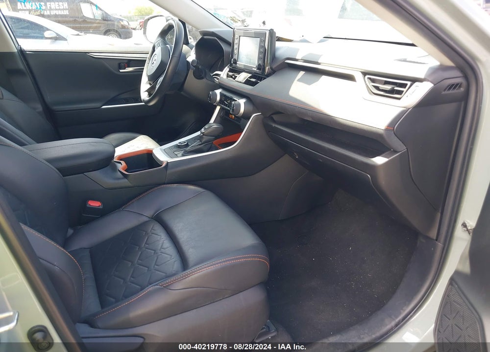 2022 TOYOTA RAV4 ADVENTURE VIN: 2T3J1RFV1NW276389