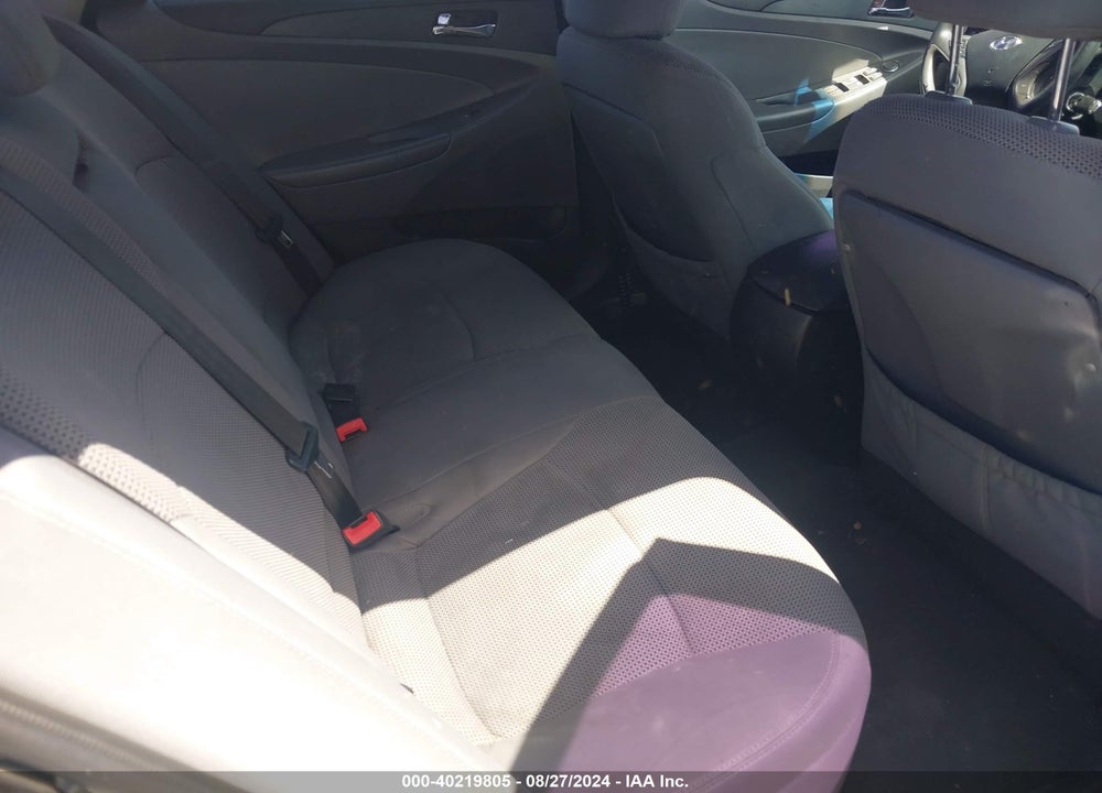 2013 HYUNDAI SONATA GLS VIN: 5NPEB4AC6DH727250