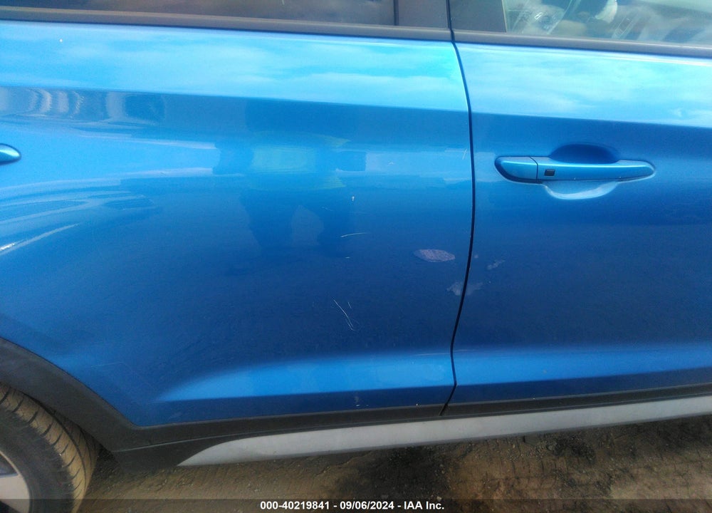 2018 HYUNDAI TUCSON VALUE VIN: KM8J3CA23JU622000