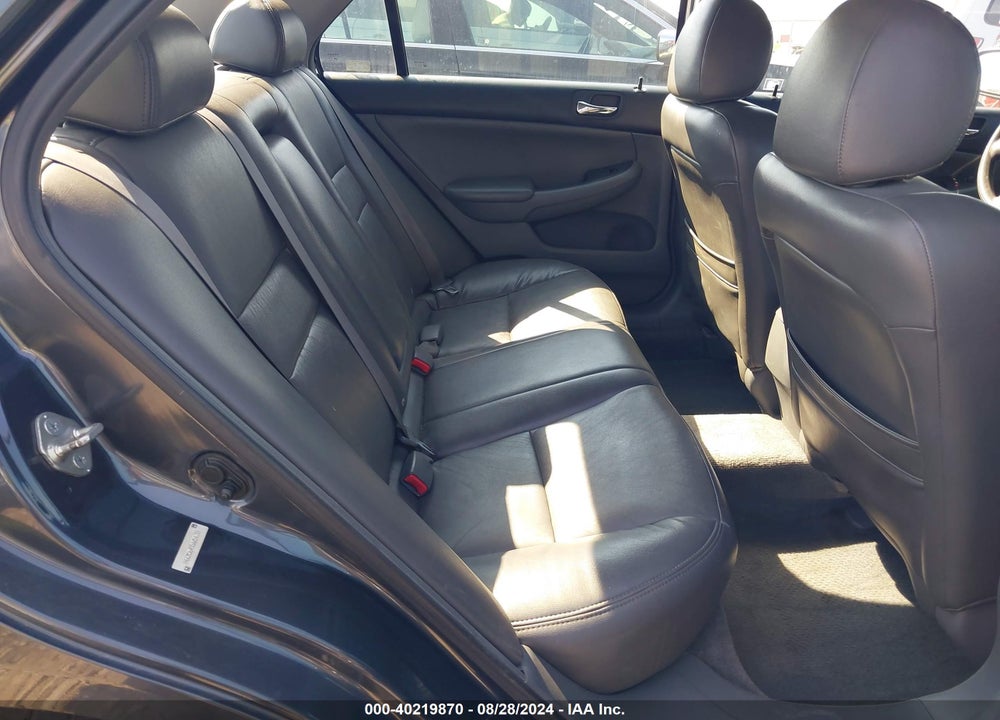 2005 HONDA ACCORD 2.4 LX VIN: 1HGCM56455A054731