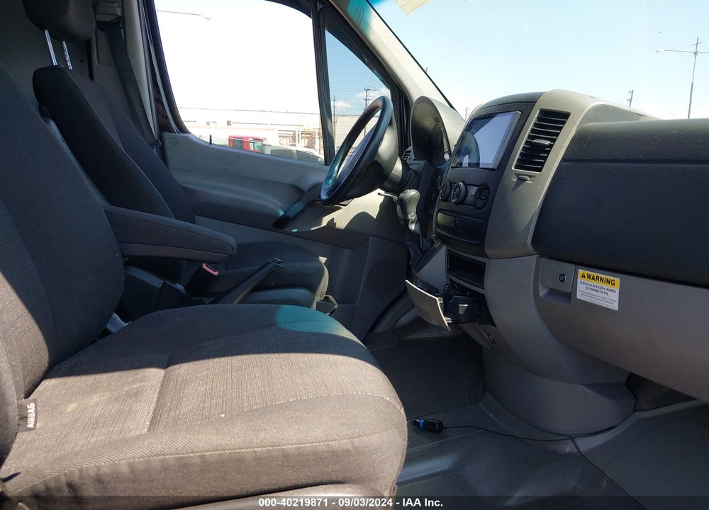 2016 MERCEDES-BENZ SPRINTER 2500 HIGH ROOF/HIGH ROOF VIN: WD3PE8DD7GP273640