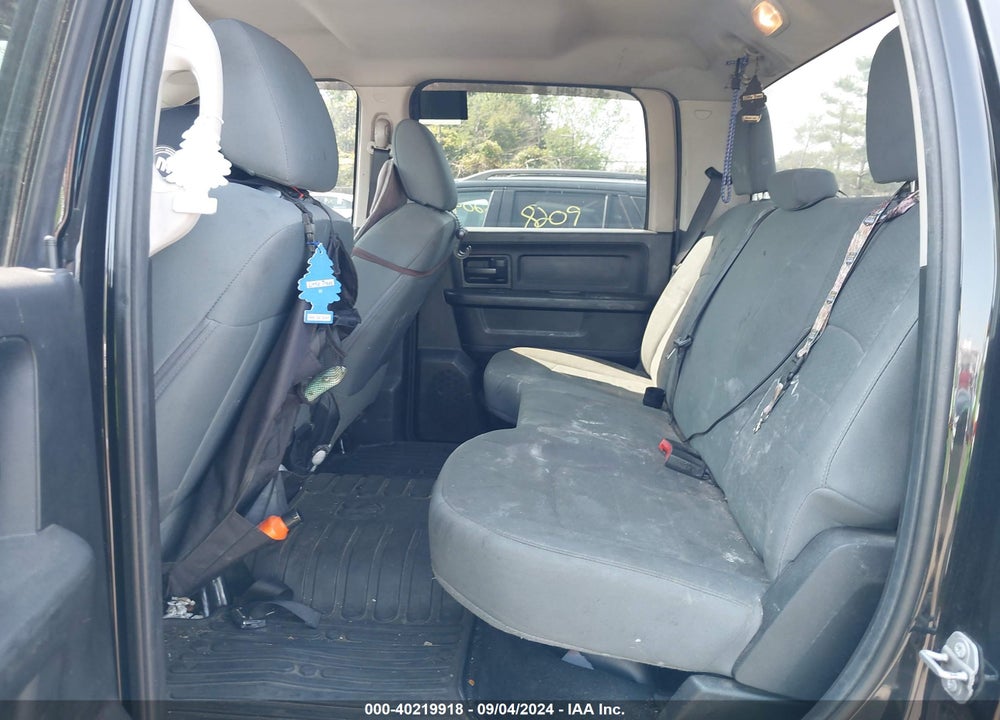 2017 RAM 3500 TRADESMAN  4X4 8' BOX VIN: 3C63RRGLXHG597289
