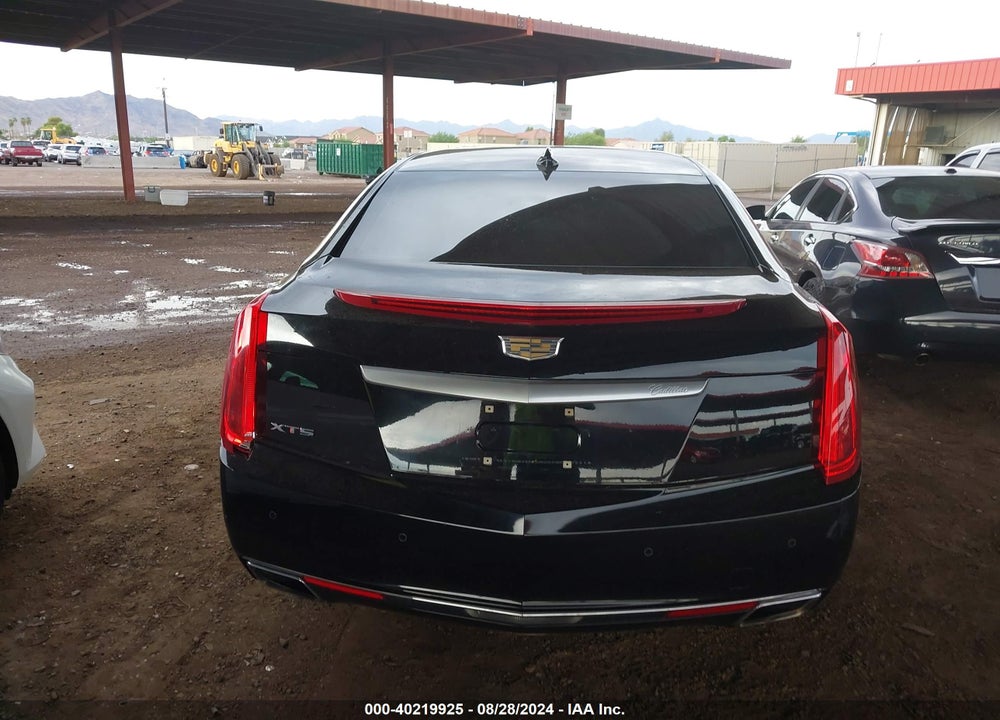 2015 CADILLAC XTS LUXURY VIN: 2G61M5S3XF9179856