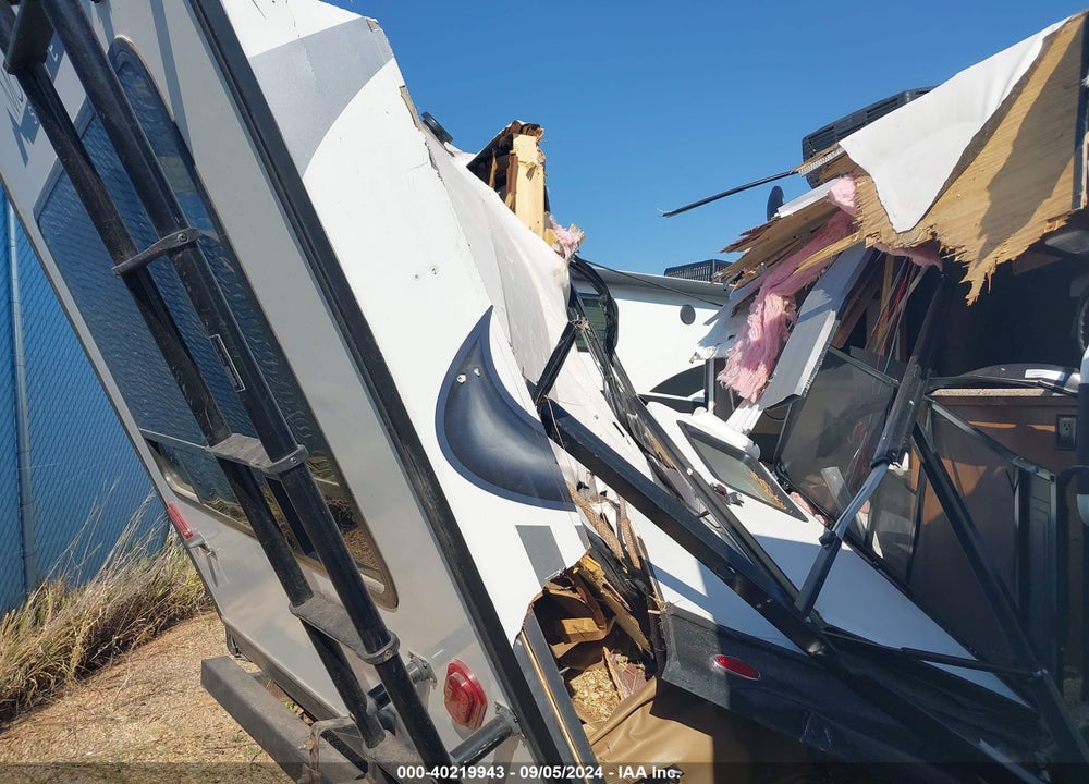 2019 OUTDOORS RV TIMBER RIDGE VIN: 51W122926K1018010