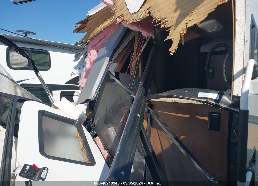 2019 OUTDOORS RV TIMBER RIDGE VIN: 51W122926K1018010