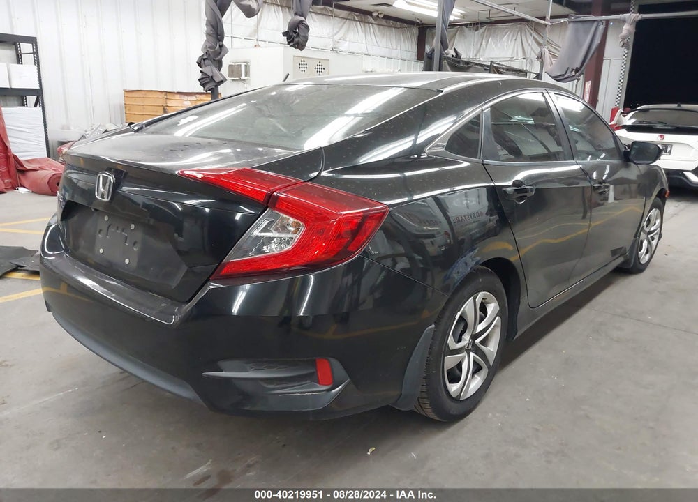 2018 HONDA CIVIC LX VIN: 2HGFC2F53JH551635