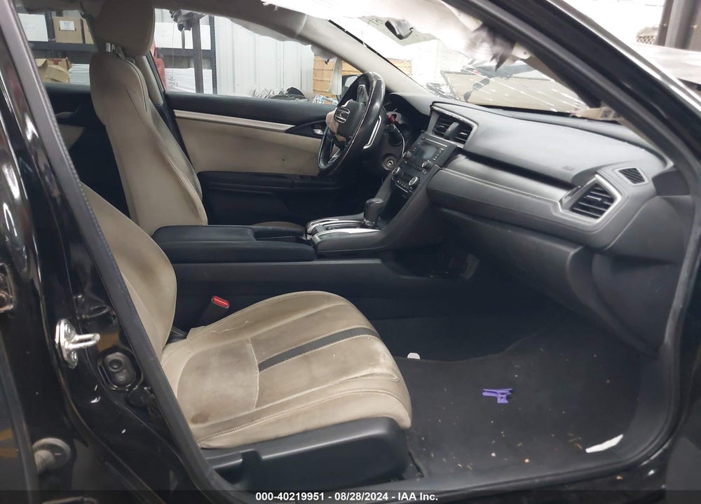 2018 HONDA CIVIC LX VIN: 2HGFC2F53JH551635