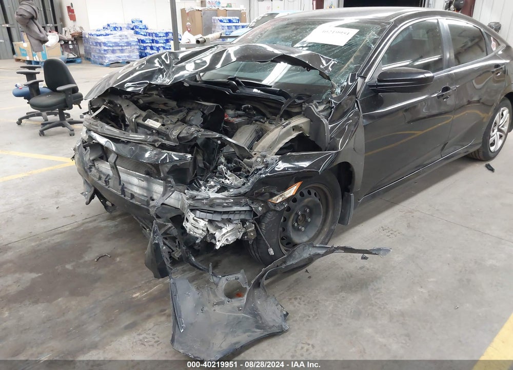 2018 HONDA CIVIC LX VIN: 2HGFC2F53JH551635