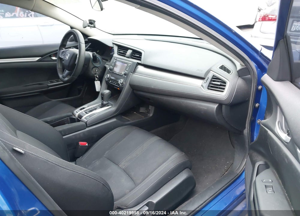 2017 HONDA CIVIC LX VIN: 2HGFC2F51HH529806