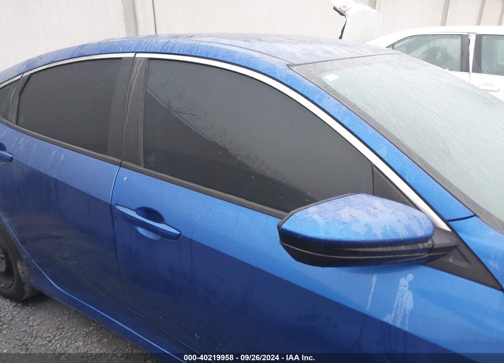 2017 HONDA CIVIC LX VIN: 2HGFC2F51HH529806