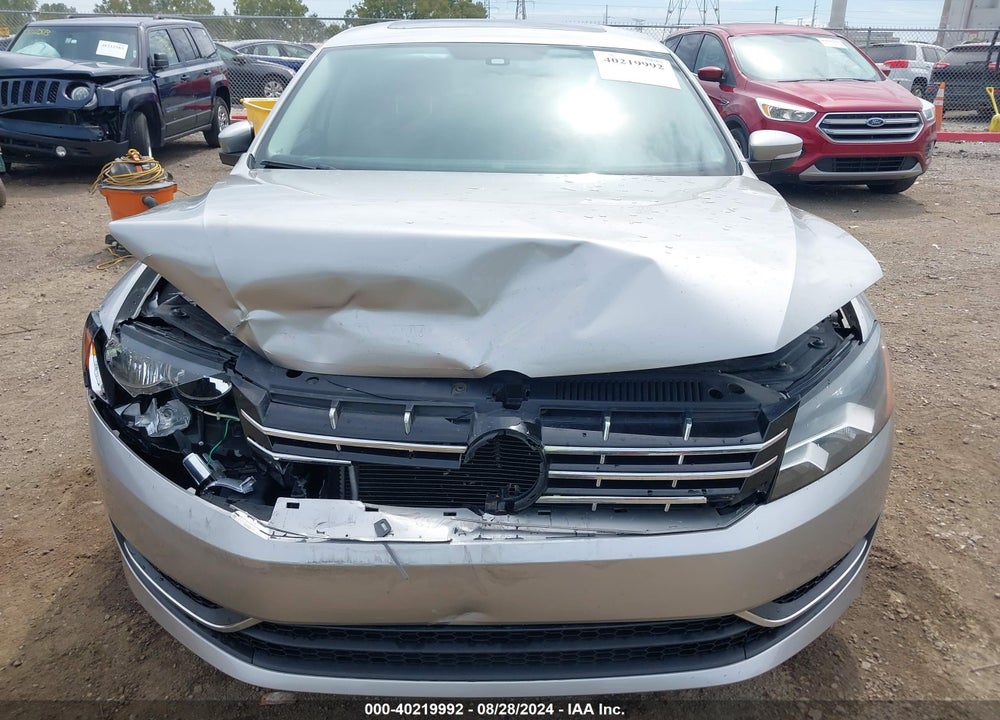 2013 VOLKSWAGEN PASSAT 2.0L TDI SE VIN: 1VWBN7A30DC096368