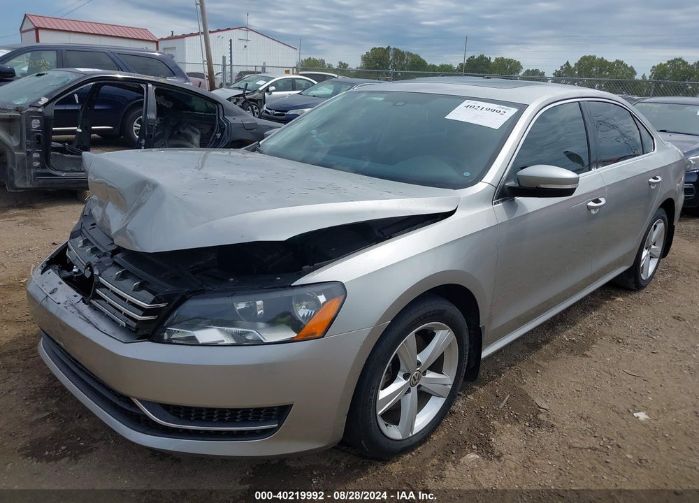 2013 VOLKSWAGEN PASSAT 2.0L TDI SE VIN: 1VWBN7A30DC096368