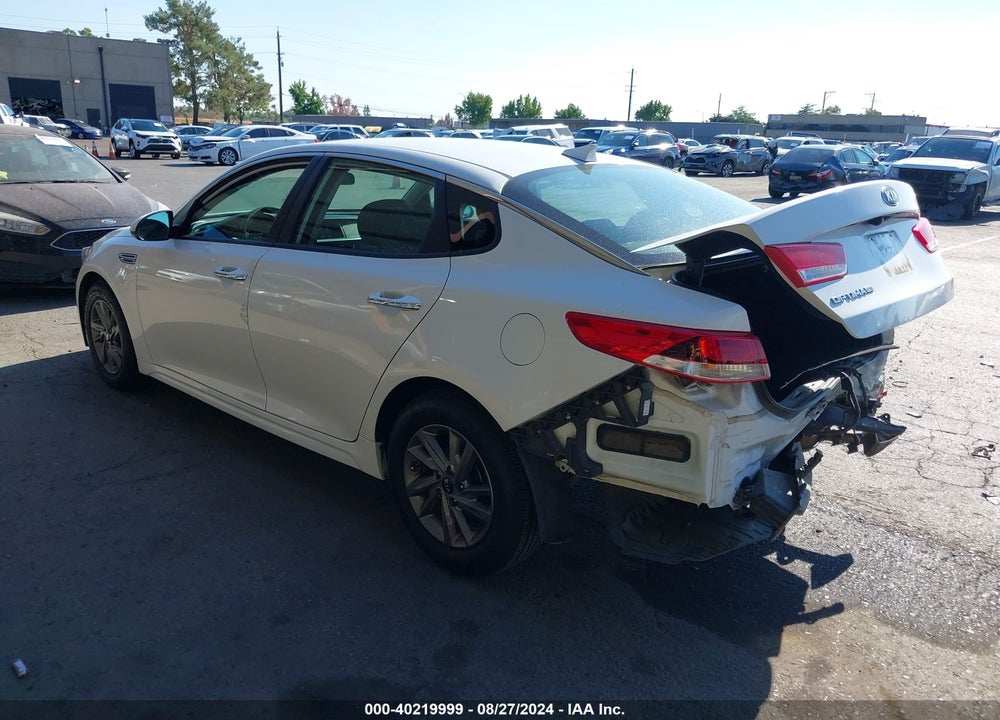 2020 KIA OPTIMA LX VIN: 5XXGT4L37LG424006