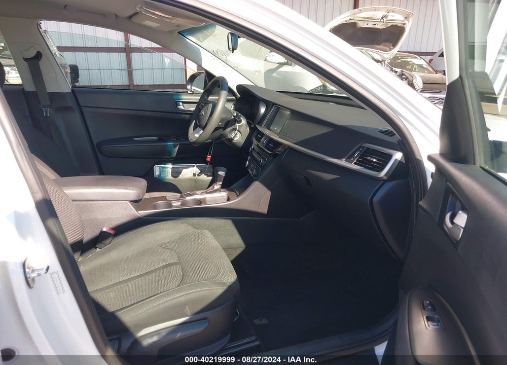 2020 KIA OPTIMA LX VIN: 5XXGT4L37LG424006