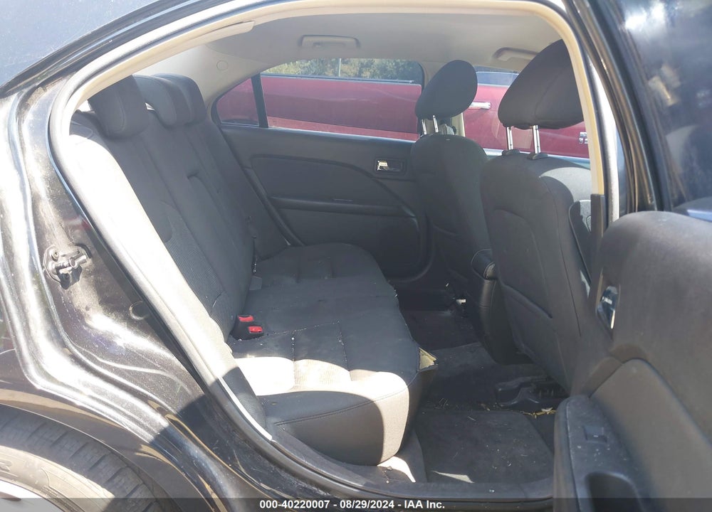 2010 FORD FUSION SE VIN: 3FAHP0HA1AR424631