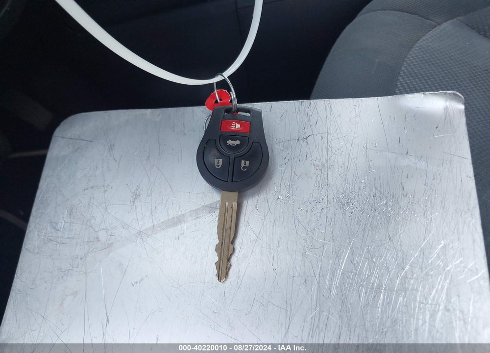 2013 NISSAN ROGUE S VIN: JN8AS5MT6DW043670