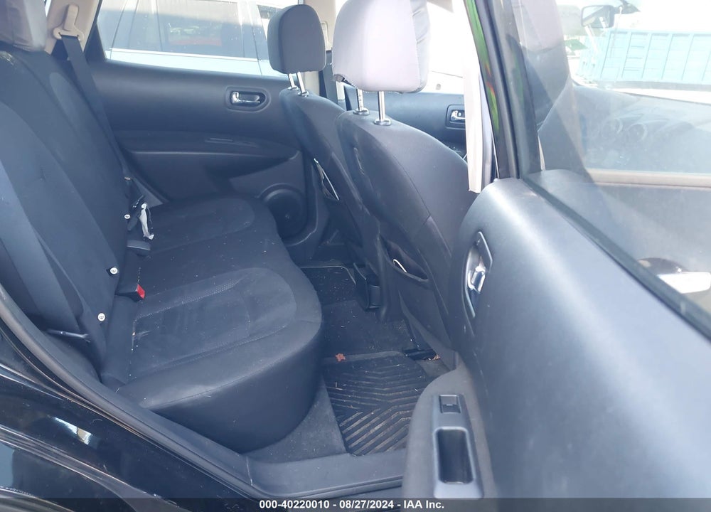 2013 NISSAN ROGUE S VIN: JN8AS5MT6DW043670