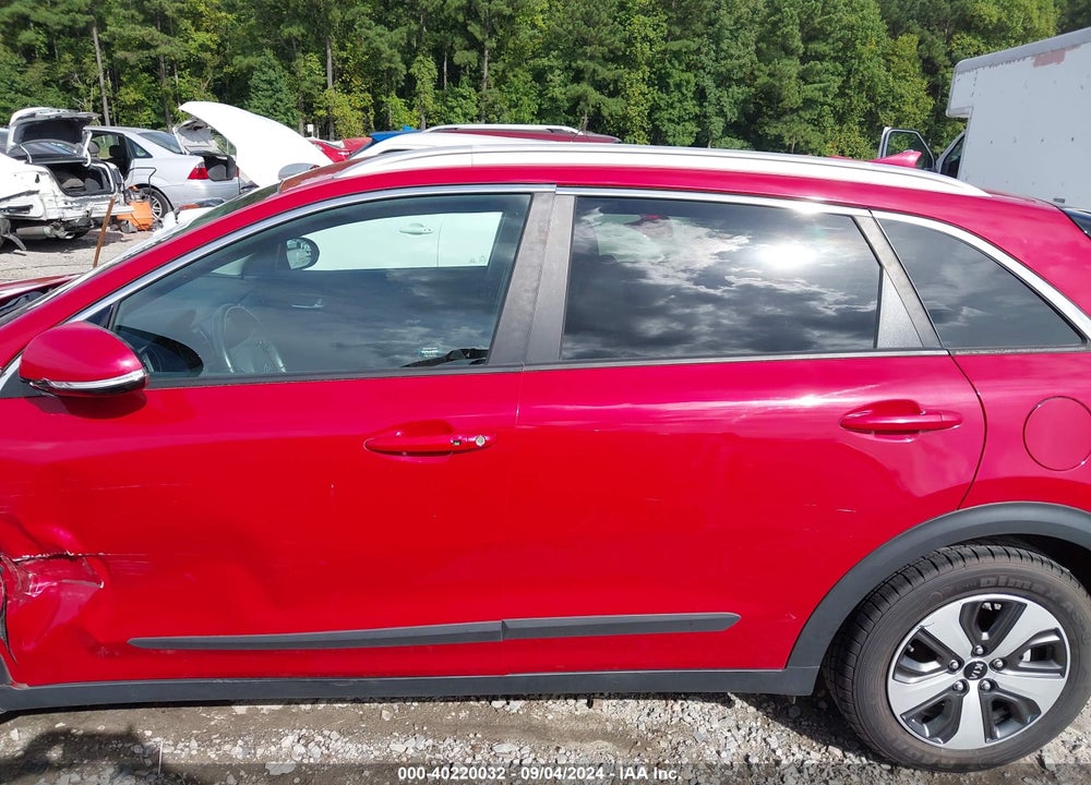 2017 KIA NIRO EX VIN: KNDCC3LC4H5038129