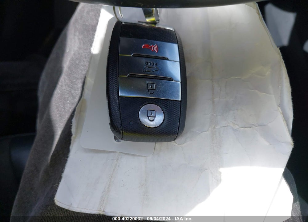 2017 KIA NIRO EX VIN: KNDCC3LC4H5038129