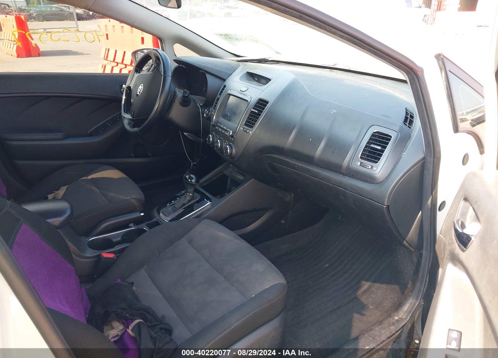 2017 KIA FORTE S VIN: 3KPFL4A76HE128136