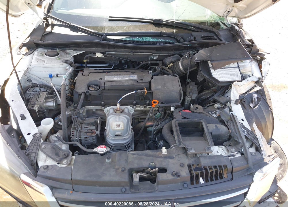 2015 HONDA ACCORD LX VIN: 1HGCR2F32FA011540