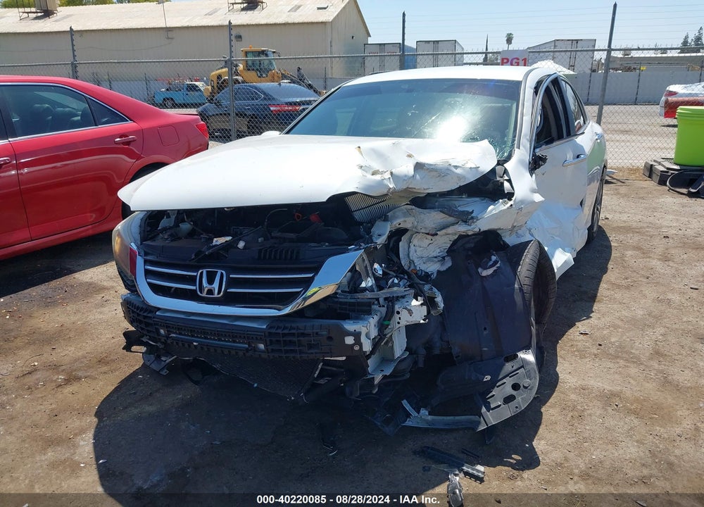 2015 HONDA ACCORD LX VIN: 1HGCR2F32FA011540