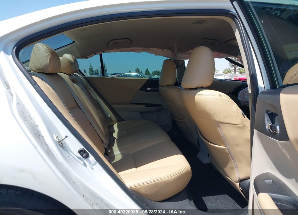 2015 HONDA ACCORD LX VIN: 1HGCR2F32FA011540
