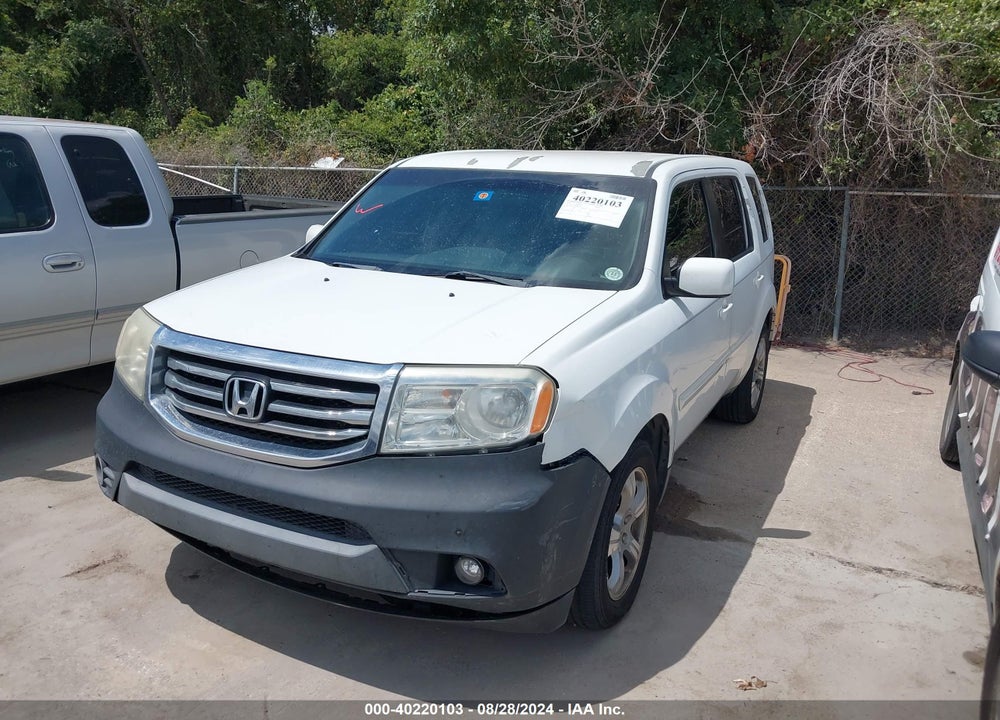 2014 HONDA PILOT EX VIN: 5FNYF3H46EB020417