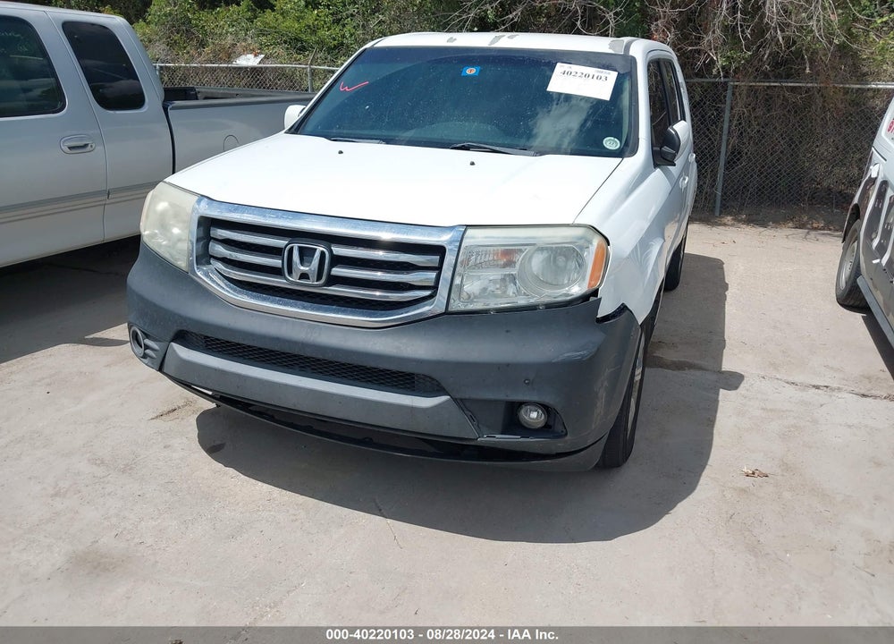 2014 HONDA PILOT EX VIN: 5FNYF3H46EB020417