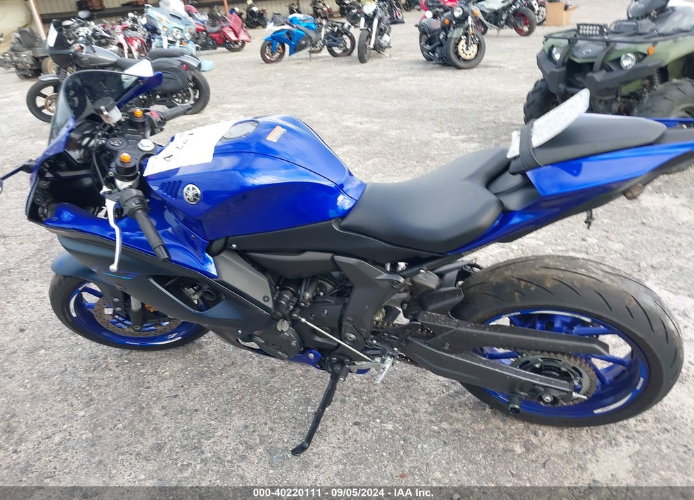 2022 YAMAHA YZFR7 VIN: JYARM38E6NA001972