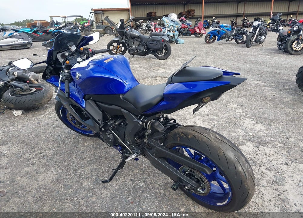 2022 YAMAHA YZFR7 VIN: JYARM38E6NA001972