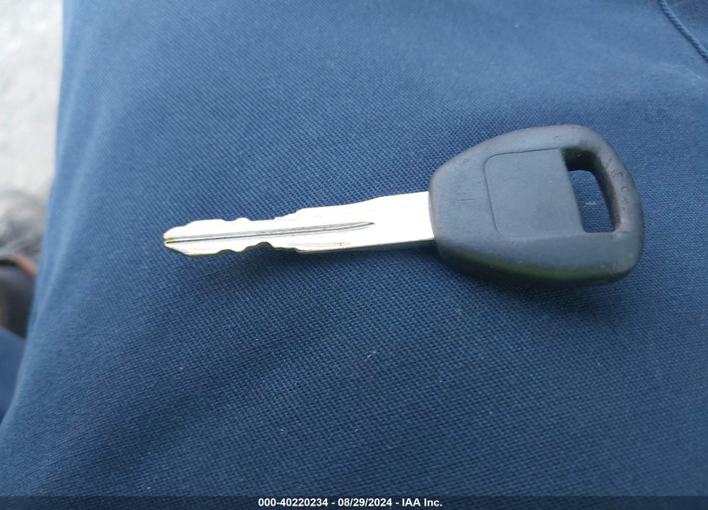 2001 HONDA ACCORD 2.3 EX VIN: 1HGCG56671A092030