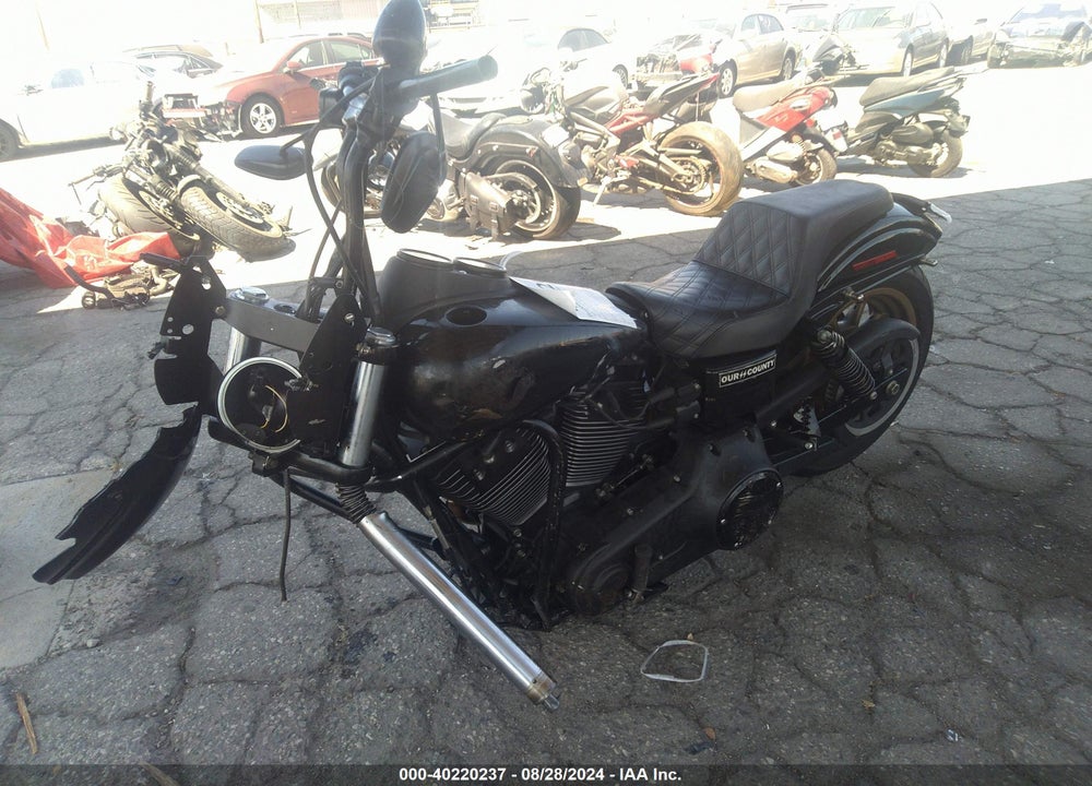2017 HARLEY-DAVIDSON FXDLS VIN: 1HD1GS836HC320717