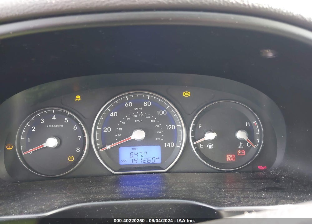 2011 HYUNDAI SANTA FE GLS VIN: 5XYZGDAB3BG026048