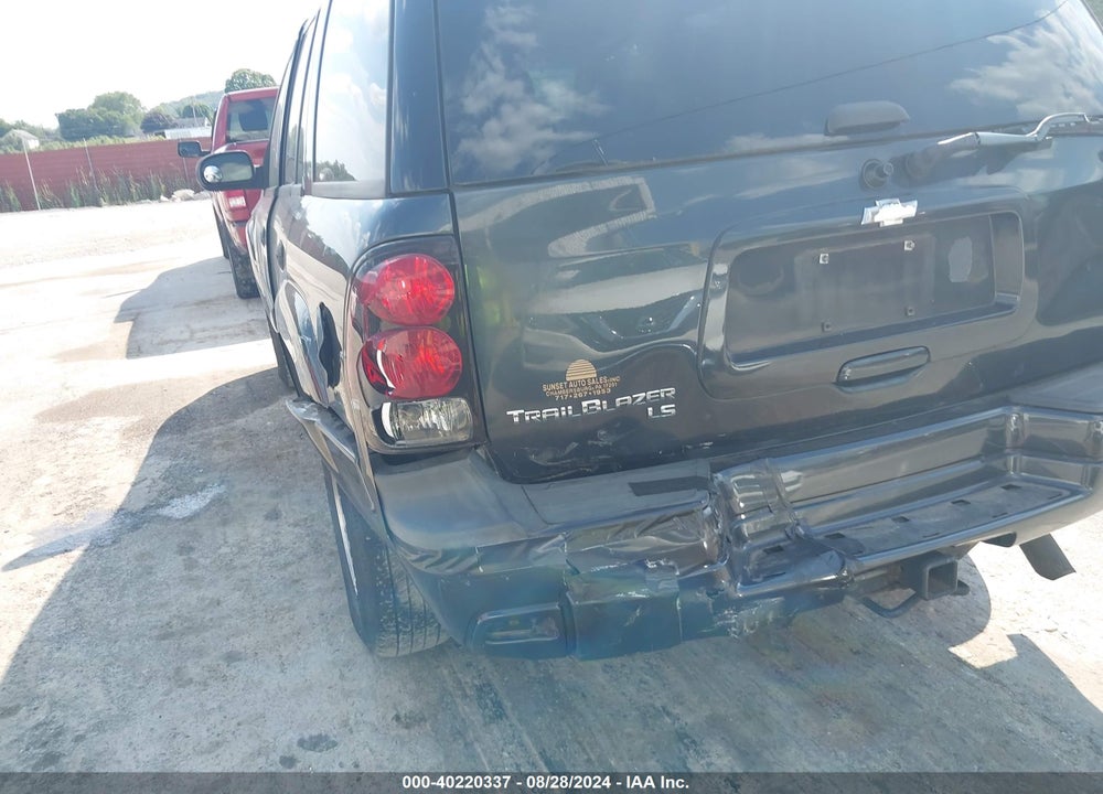2005 CHEVROLET TRAILBLAZER LS VIN: 1GNDT13S252346498