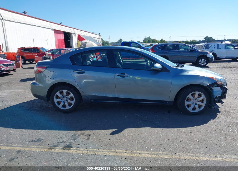 2013 MAZDA 3 I SPORT VIN: JM1BL1U7XD1748316