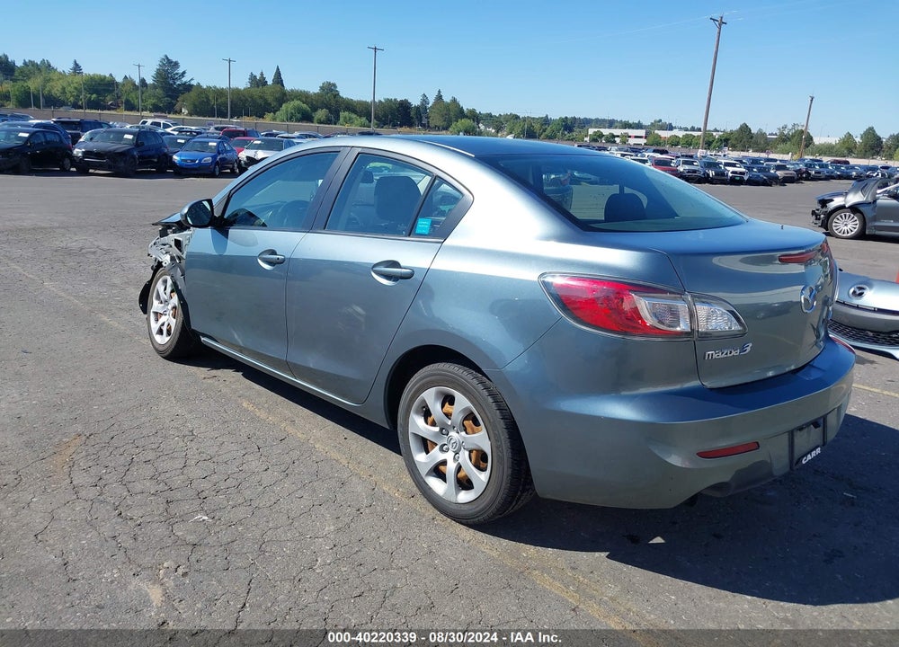 2013 MAZDA 3 I SPORT VIN: JM1BL1U7XD1748316