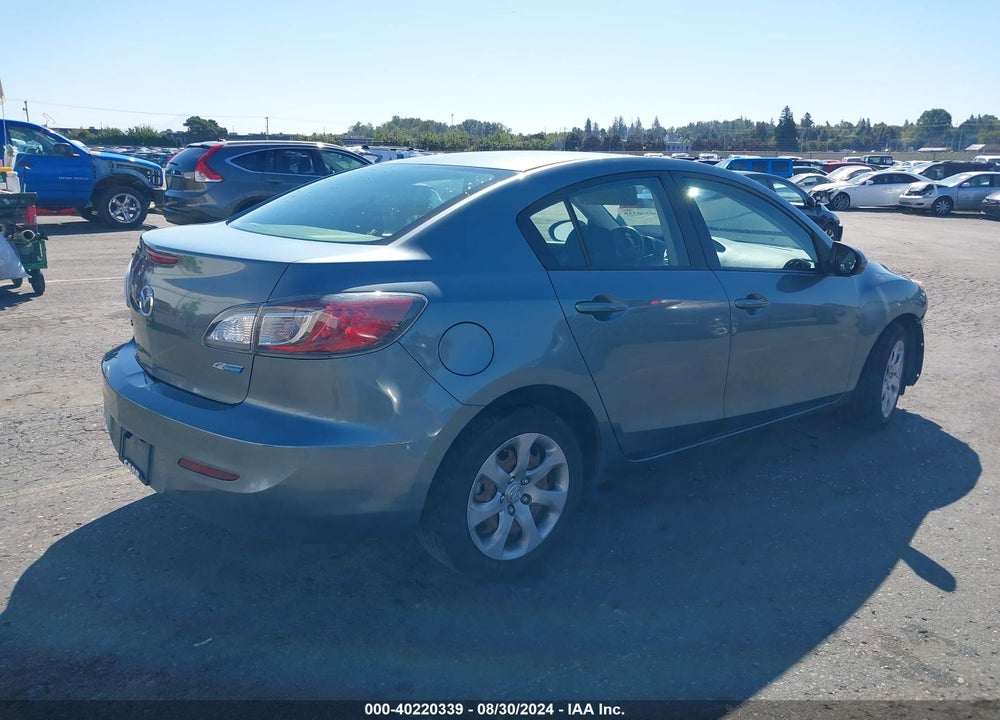 2013 MAZDA 3 I SPORT VIN: JM1BL1U7XD1748316