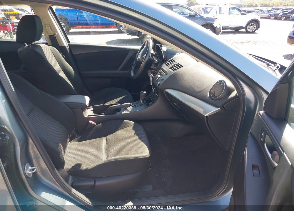 2013 MAZDA 3 I SPORT VIN: JM1BL1U7XD1748316