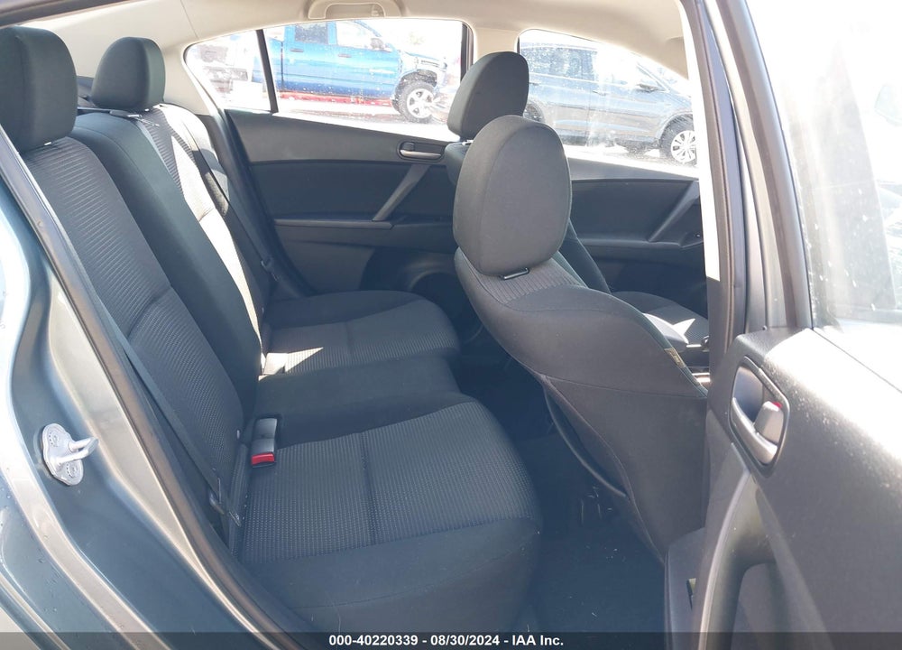 2013 MAZDA 3 I SPORT VIN: JM1BL1U7XD1748316