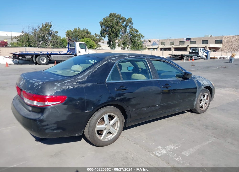2004 HONDA ACCORD 2.4 EX VIN: 1HGCM566X4A071007