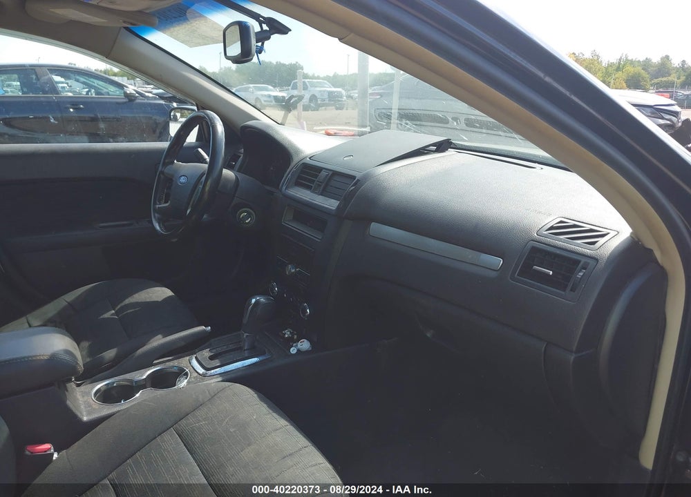 2011 FORD FUSION SE VIN: 3FAHP0HA2BR217831