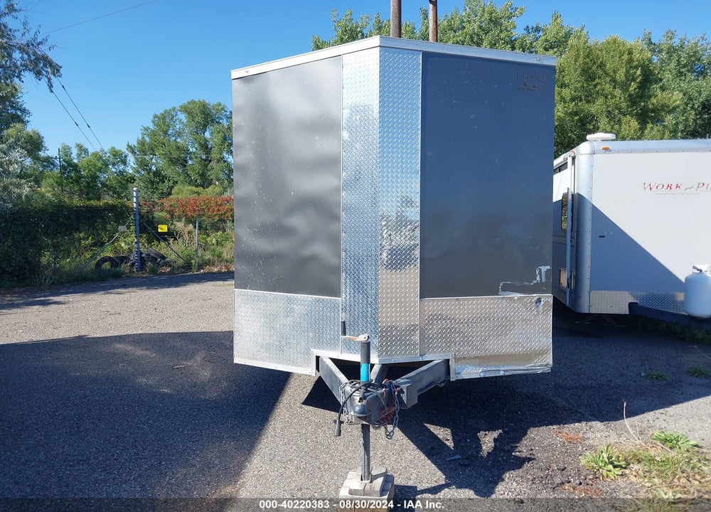 2022 TITAN 24 VIN: 7PLBC2428NM001725