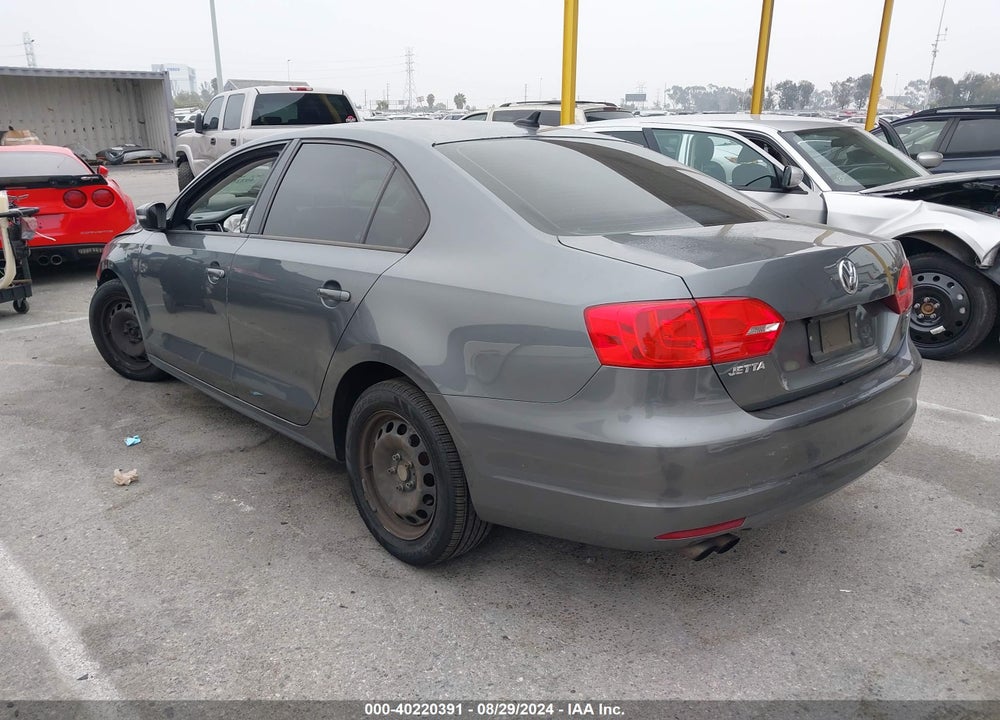 2014 VOLKSWAGEN JETTA 1.8T SE VIN: 3VWD17AJ0EM238298
