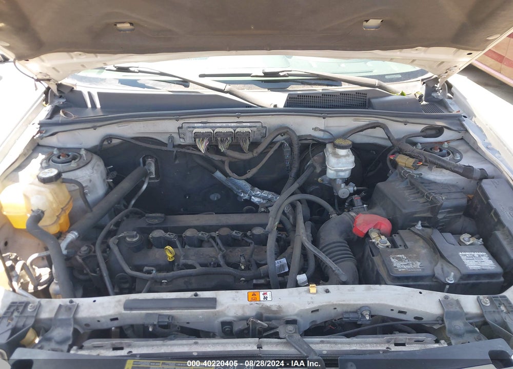 2010 FORD ESCAPE LIMITED VIN: 1FMCU0E77AKA32131